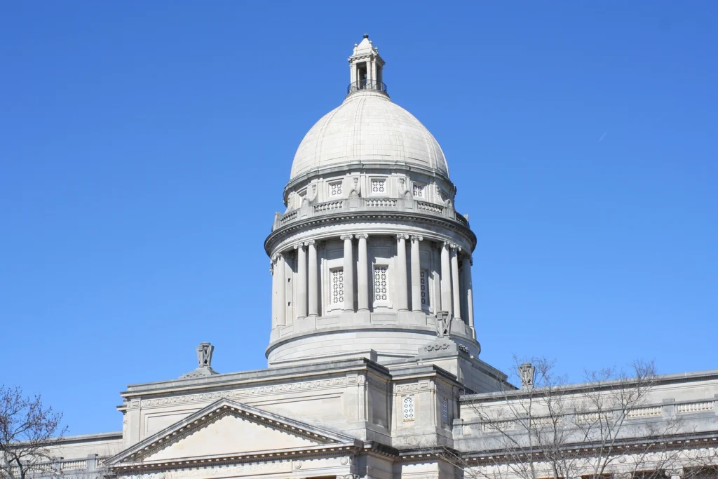 Photo of Kentucky State Capitol building