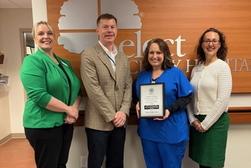 The KHA Quality Team recently honored the newest KHA Patient Safety Hero, Shana McFerron, Respiratory Therapy Director and Safety Officer at Select Specialty Hospital - Central Kentucky.